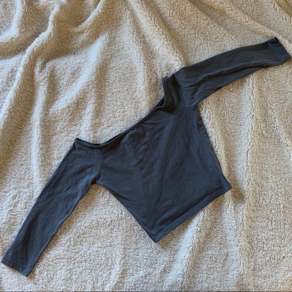 Off shoulder crop top